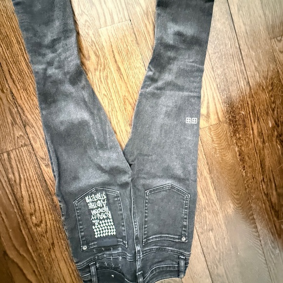 Ksubi Gray Skinny Jeans - Picture 5 of 6